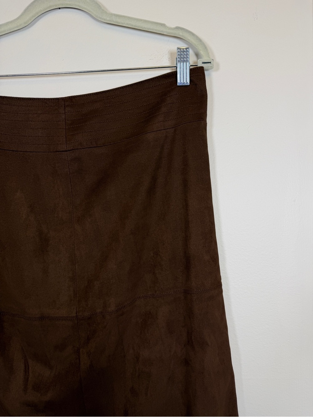 VINTAGE 90s INSANE BCBGMAXAZRIA Brown Faux Suede 2-Piece Skirt Set 6 Small Y2K - Picture 4 of 13